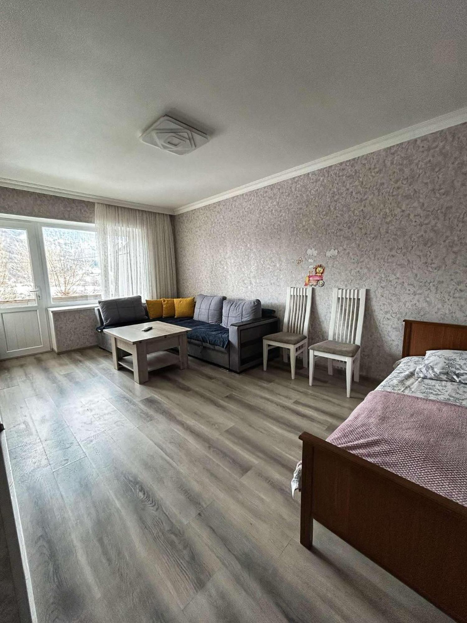 Flat Lägenhet Jermuk Exteriör bild